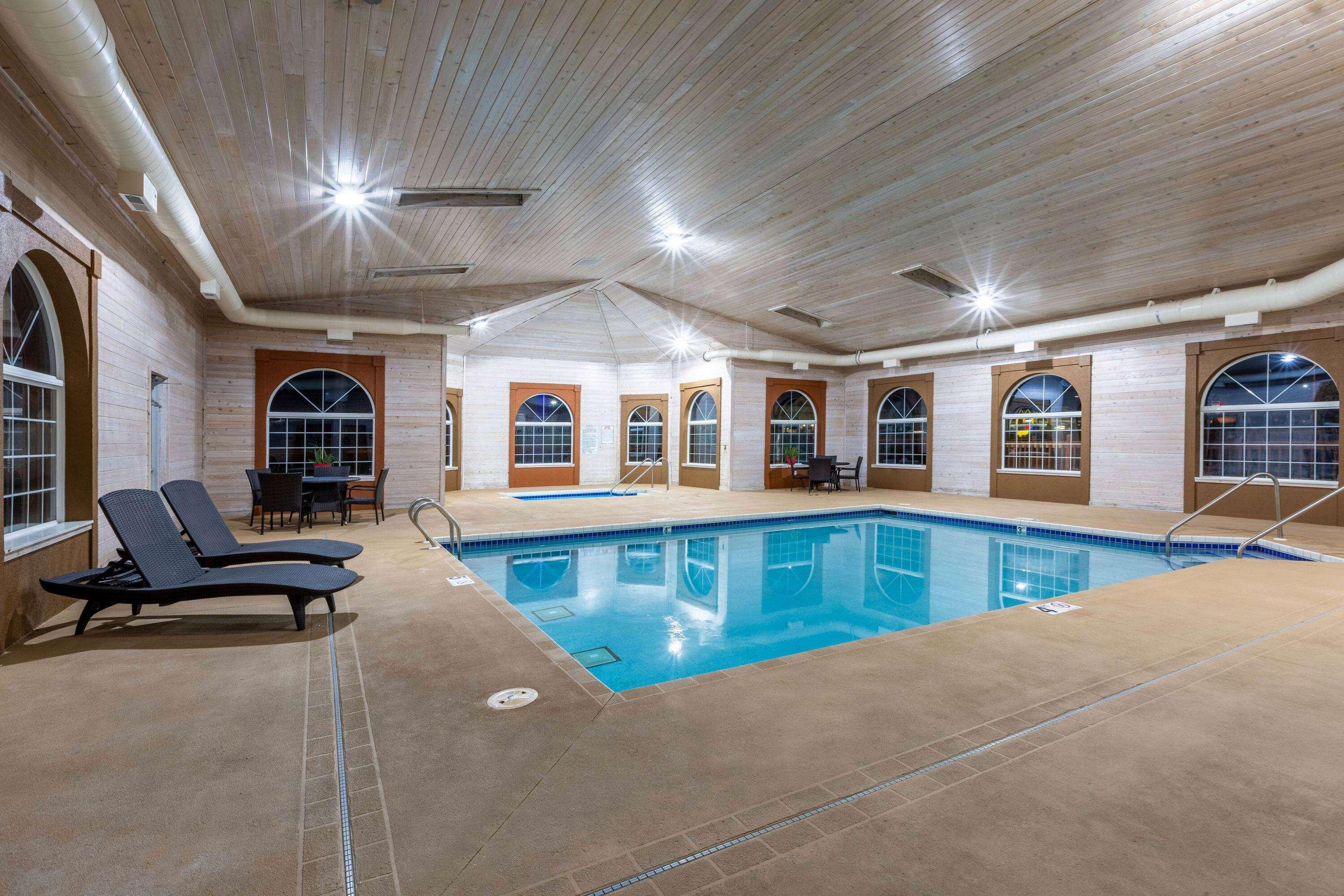 Americinn By Wyndham Jefferson Екстер'єр фото